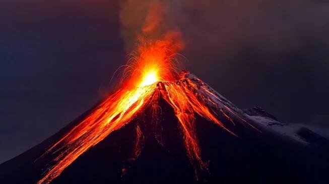 sopka shutterstock 104304611