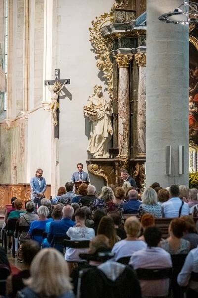 Koncert Pavla Šporcla zahájil Hudební festival Znojmo. Podívejte se