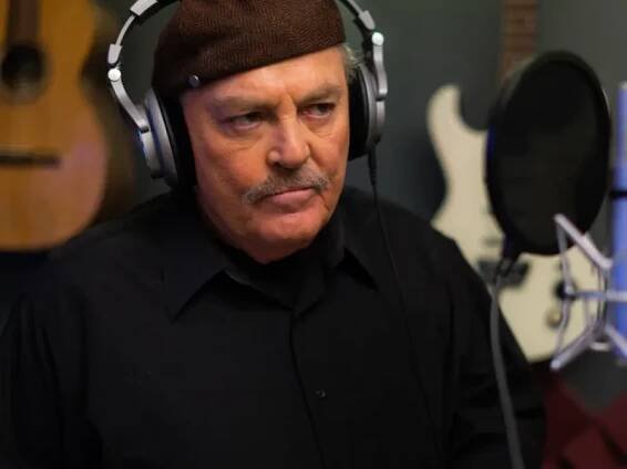 Stacy Keach