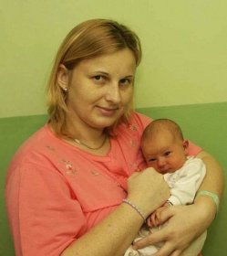 Dobromila Potěšilová z Chomutova porodila dne 11. listopadu 2012 ve 22.21 hodin v chomutovské nemocnici dceru Anetu. Malá vážila 3,45 kilogramu a měřila 51 centimetrů.