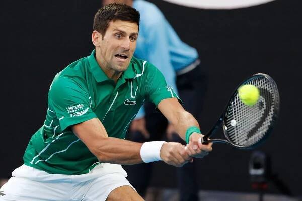 Djokovič - Federer 3:0. Souboj titánů ovládl suverénně Srb a zahraje si o 8. titul