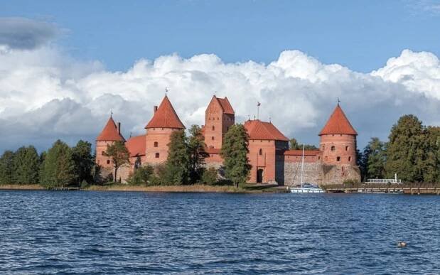 45 tipů na nejkrásnější místa, kam na dovolenou v Evropě