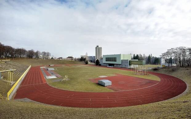 TYRŠŮV STADION – QARTA