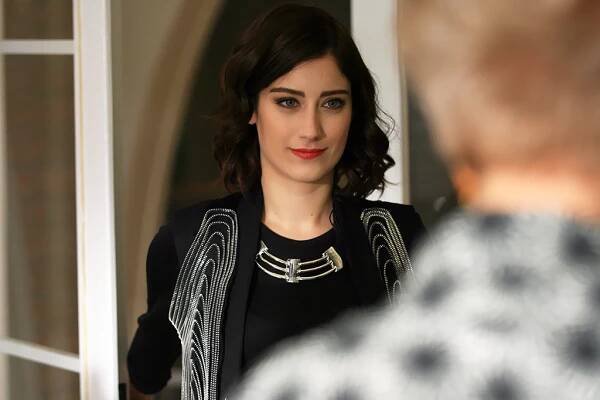 Hazal Kaya - Biography, Height & Life Story | Super Stars Bio