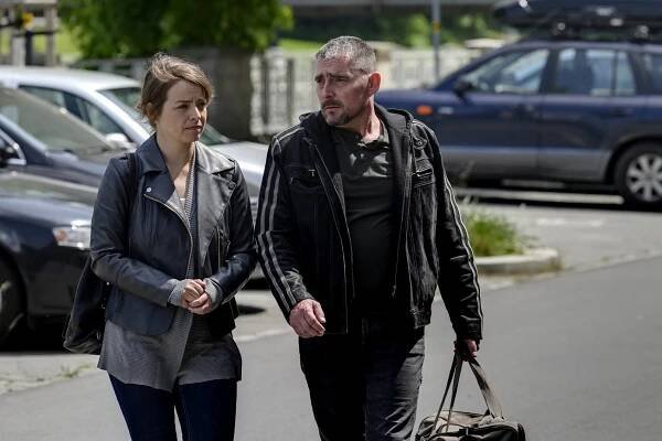 Stíny v mlze - Opravdová láska (S02E04) (2024)