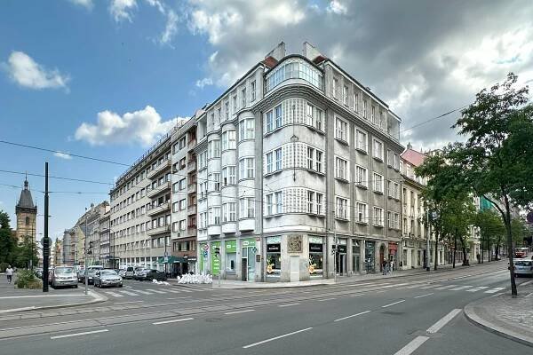 PRODÁNO - byt 5+1, 165 m² - Karlovo náměstí 17