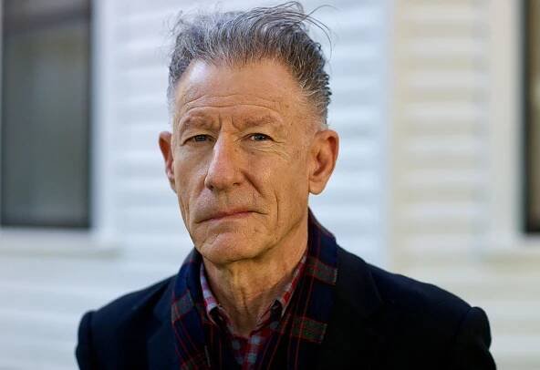 Lyle Lovett on How His 4-Year-Old Twins Inspired His New Song and (Maybe?) Predicted the Pandemic