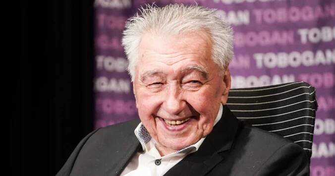 Dechovkový král a princ Josef Zíma slaví 90 let! Získal druhou Thálii a zavzpomínal na nehodu i nemocnou manželku