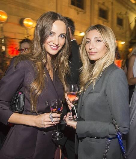 Ester Berdychová s manželem, ale bez sukně na party! Nemám problém se odhalit, říká modelka