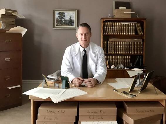 Actor Henrik Norman as chief of hospital Helge Bergström in the feature Vipeholmsexperimenten 2021