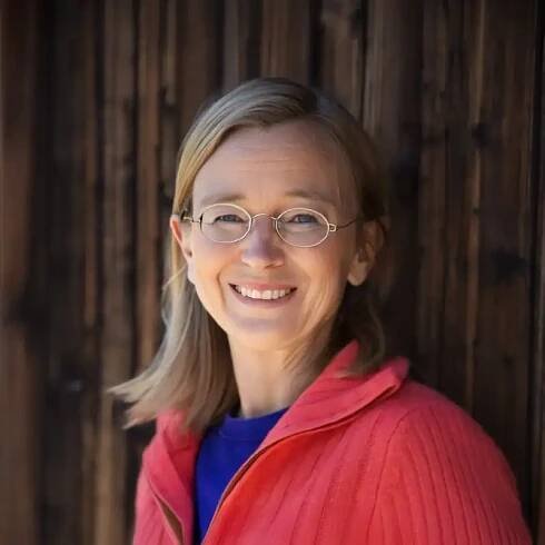 Kim Scott: How to Give Candid Feedback | Interview | Lattice