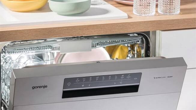 Automatické pootevření dveří myčky Gorenje GS673A67X_05