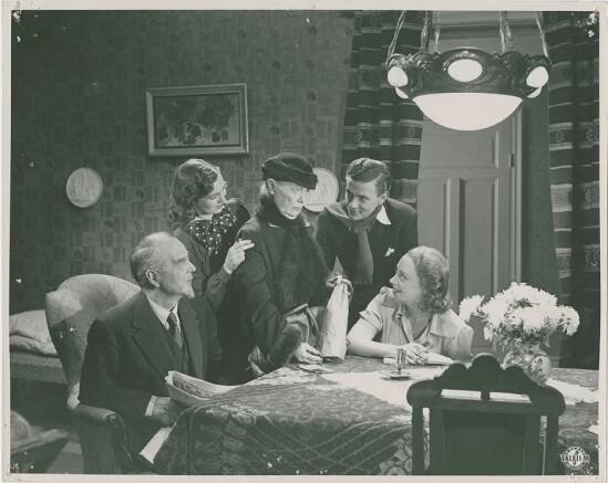 Ernst Eklund, Maj-Britt Håkansson, Hilda Borgström, Frank Sundström, Karin Ekelund - Farliga vägar - Z filmu