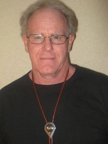 Michael Walker (knifemaker) - Wikipedia