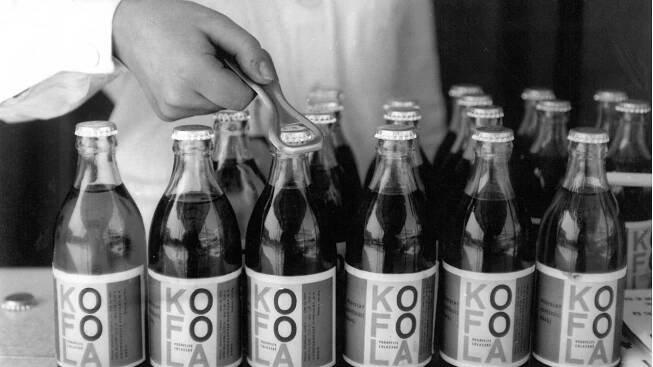 Recept na Kofolu zná jen 7 lidí. Vznikl jako náhražka imperialistické Coca-Coly