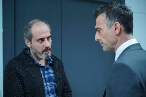 Alev Alev - Episode 7 - Z filmu - Yiğit Sertdemir, Cem Bender