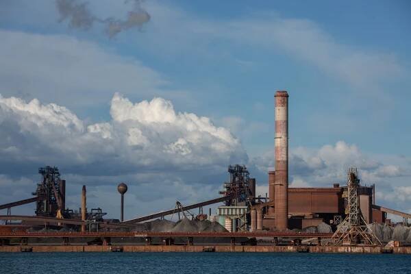 ArcelorMittal backtracks on climate while enriching shareholders - report - SteelWatch