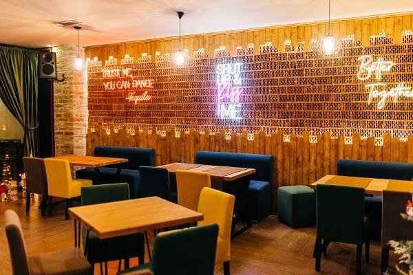 Tribeca Bistro – ArtCom Studio