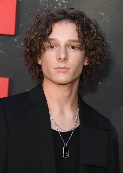 Mason Thames at an event for Černý telefon (2021)
