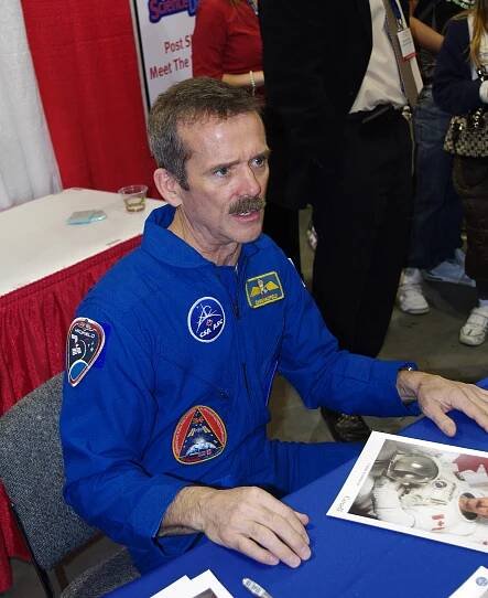 Chris Hadfield - Wikipedia