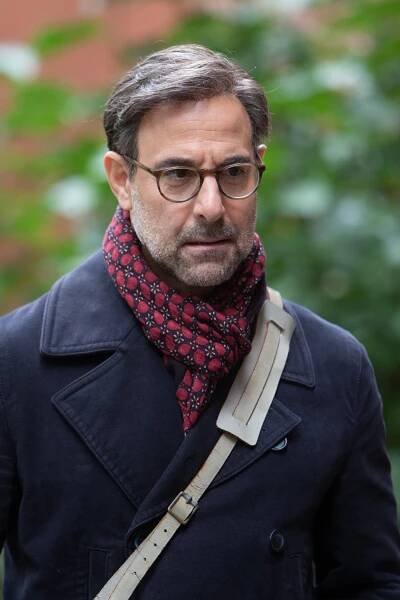 Láska podle románu - Z natáčení - Stanley Tucci