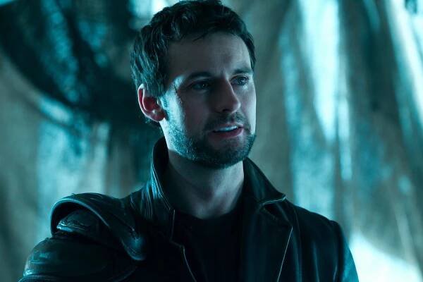 Smallville - Nadvláda - Z filmu - Callum Blue