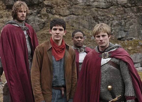 Rupert Young, Colin Morgan, Tomiwa Edun, Bradley James - Merlin - Artušova zhouba: část 1. - Promo