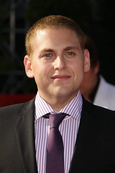 Neuvěřitelné: Herec Jonah Hill se za půl roku proměnil z tlouštíka ve štíhlého muže