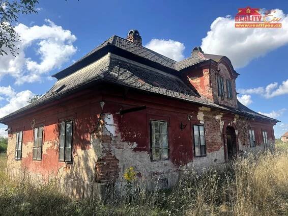 Prodej dům - Červený Dvůr, Hradec Králové, 320 m²