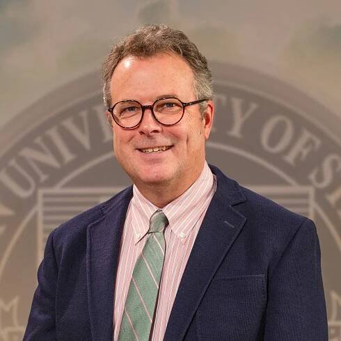 Dr. Stephen Lewis – Portrait – Fall 2023 –0624