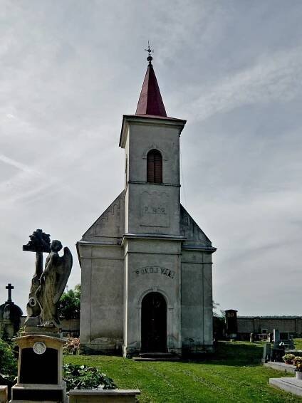 Fotografie - Skochovice-hřbitovní kostel z r.1908 - 11.05.2012