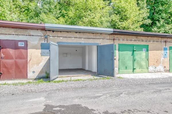 Prodej garáže/21 m2 na ul. Sportovní, Karviná - Nové město - Realiťák roku 2024 - vítěz Moravskoslezského kraje 