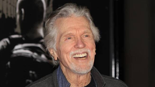 'Top Gun' Actor Tom Skerritt Talks Career, Kids and Wife Julie Tokashiki