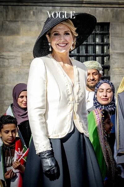 Queen Máxima gives a modern nod to this iconic look in 2025