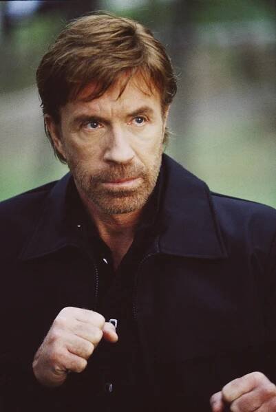 Chuck Norris má narozeniny!