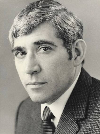Gallery - Frank Finlay Net