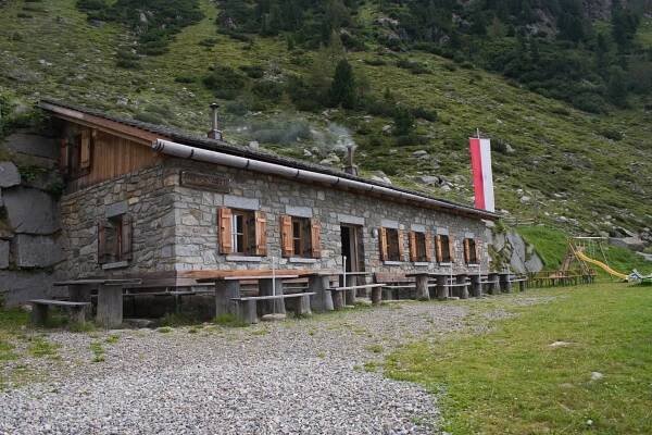 Alpské cesty v oblasti Südtirol
