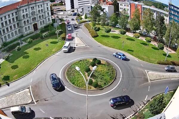 Webová kamera na Náměstí Míru v Kroměříži - ZLIN.CZ