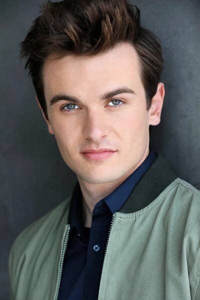 Photo - Ryan Mitchell - Actor | Ryan Mitchell