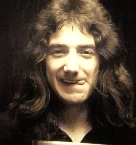John deacon profile!! ⋆౨ৎ ₊˚ 🦢・₊✧ in 2025 | John deacon, Queen freddie mercury, Queen band