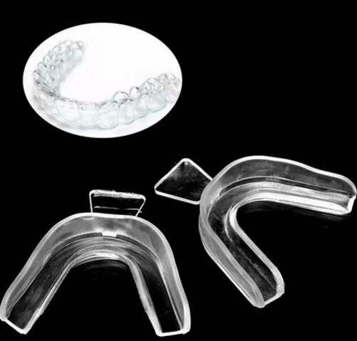 4ks silikonový noční chránič úst na zatínání zubů a broušení dentálního kousnutí na spaní
