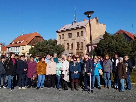Zájezd do Kostelce nad Černými lesy – Klub důchodců Kutná Hora