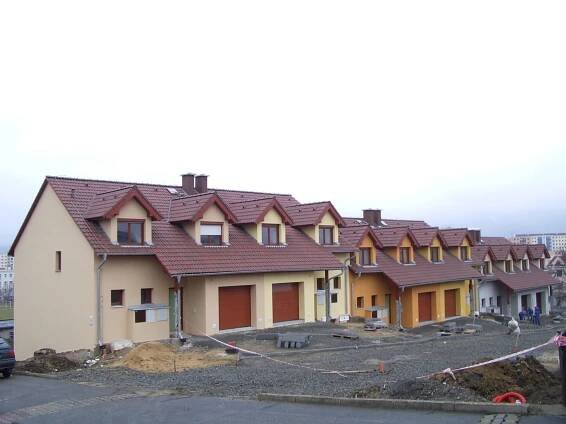 UniWel STAVBY | Výstavba 6 rodinných domů, Trnovany, Teplice