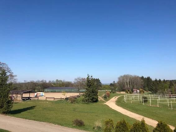 Jezdecký areál Ranch: Koňské království rodiny Opatrných v Hořovicích | Jezdci.cz