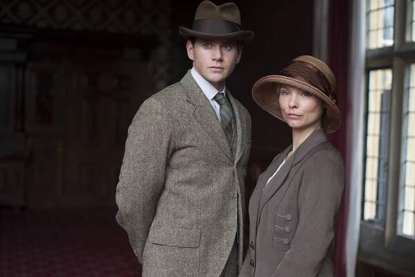 Panství Downton - A Journey to the Highlands - Promo - Allen Leech, MyAnna Buring