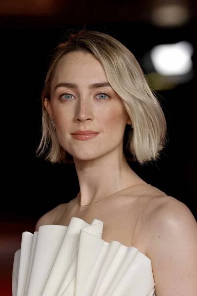Saoirse Ronan Bridesmaid Makeup