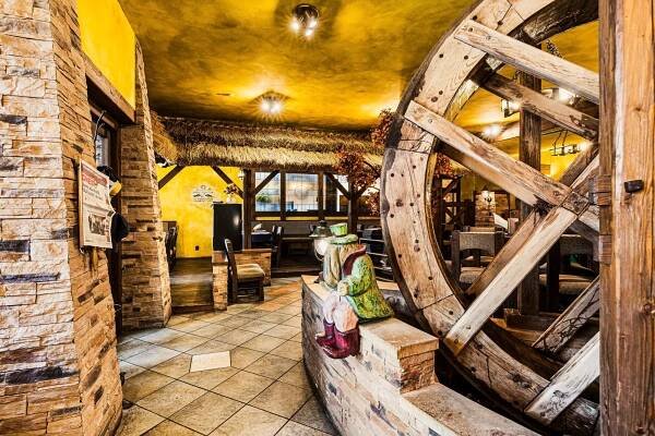Restaurace | Hotel, pivovar, restaurace - Jelínkova vila, Velké Meziříčí