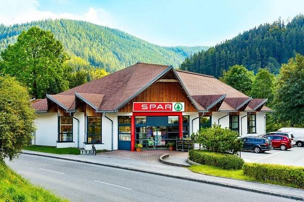 SPAR Neuberg_aussen