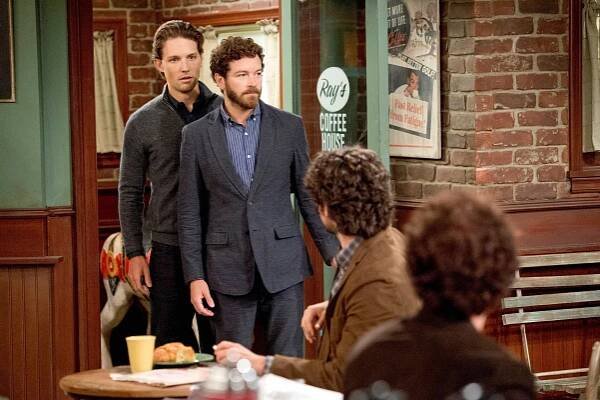 Muži sobě - Missed Connections - Z filmu - Michael Cassidy, Danny Masterson