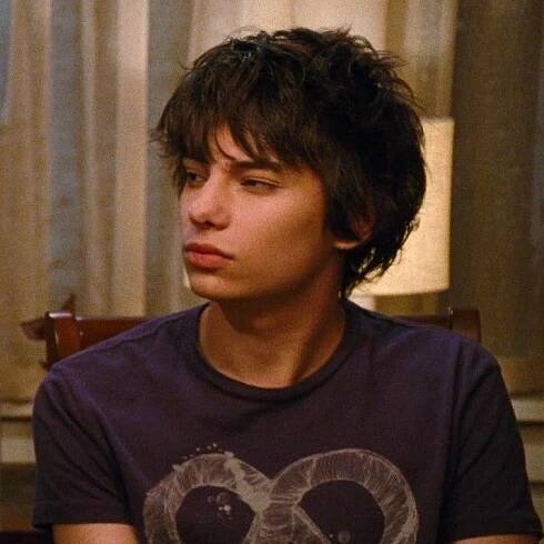 Diary of a Wimpy Kid | Devon bostick, Devon, Wimpy kid
